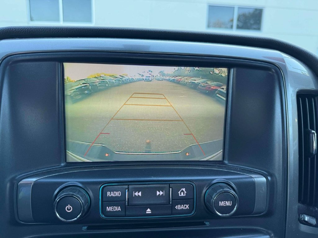Used 2018 Chevrolet Silverado 1500 LT w/ All Star Edition AWD/4WD image 30