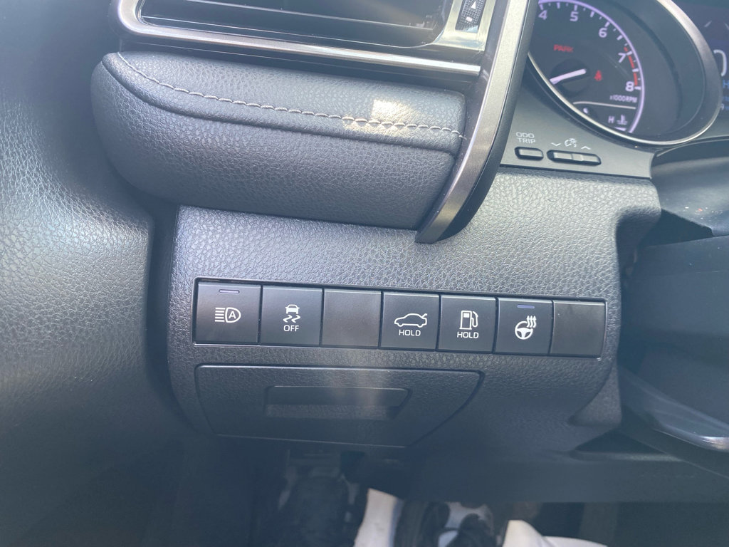 Used 2022 Toyota Camry SE image 22