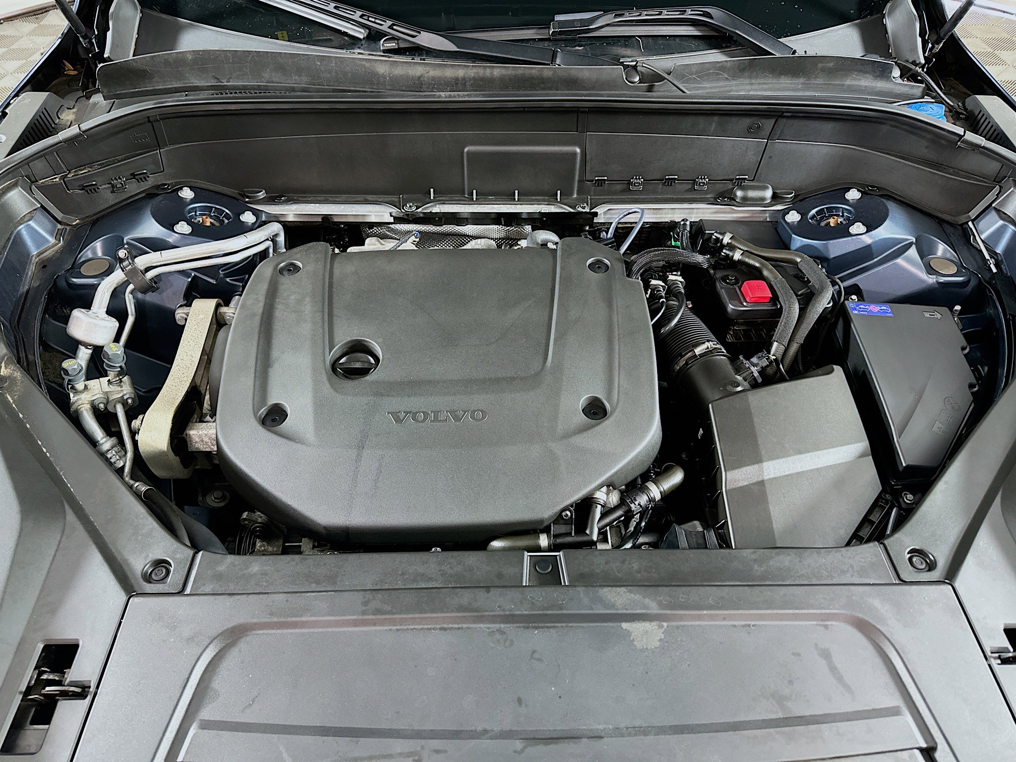 Used 2023 Volvo XC90 B6 Plus image 35