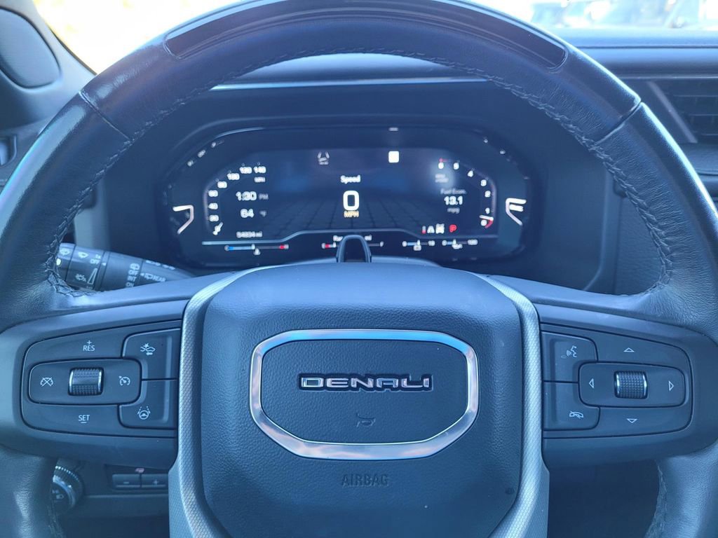 Used 2023 GMC Yukon Denali w/ Denali Reserve Package image 24