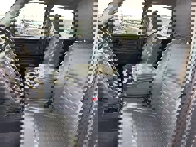 Used 2018 RAM 3500 Tradesman w/ Chrome Appearance Group image 3