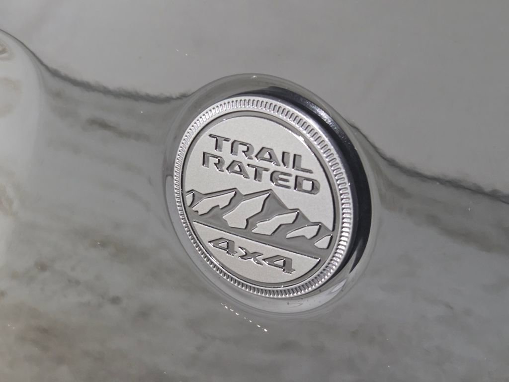 Certified 2025 Jeep Gladiator Sport image 26