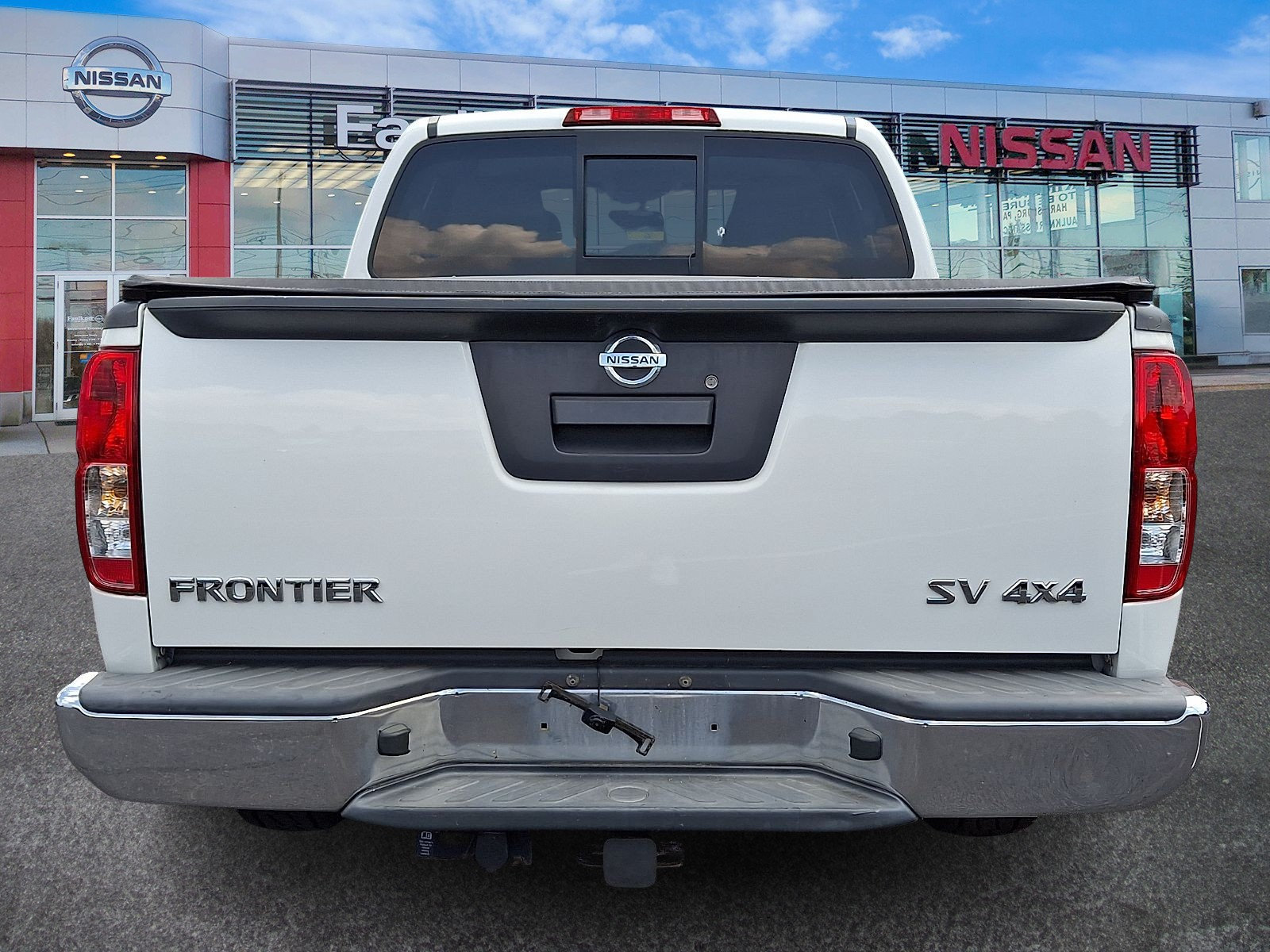 Used 2016 Nissan Frontier SV AWD/4WD image 5