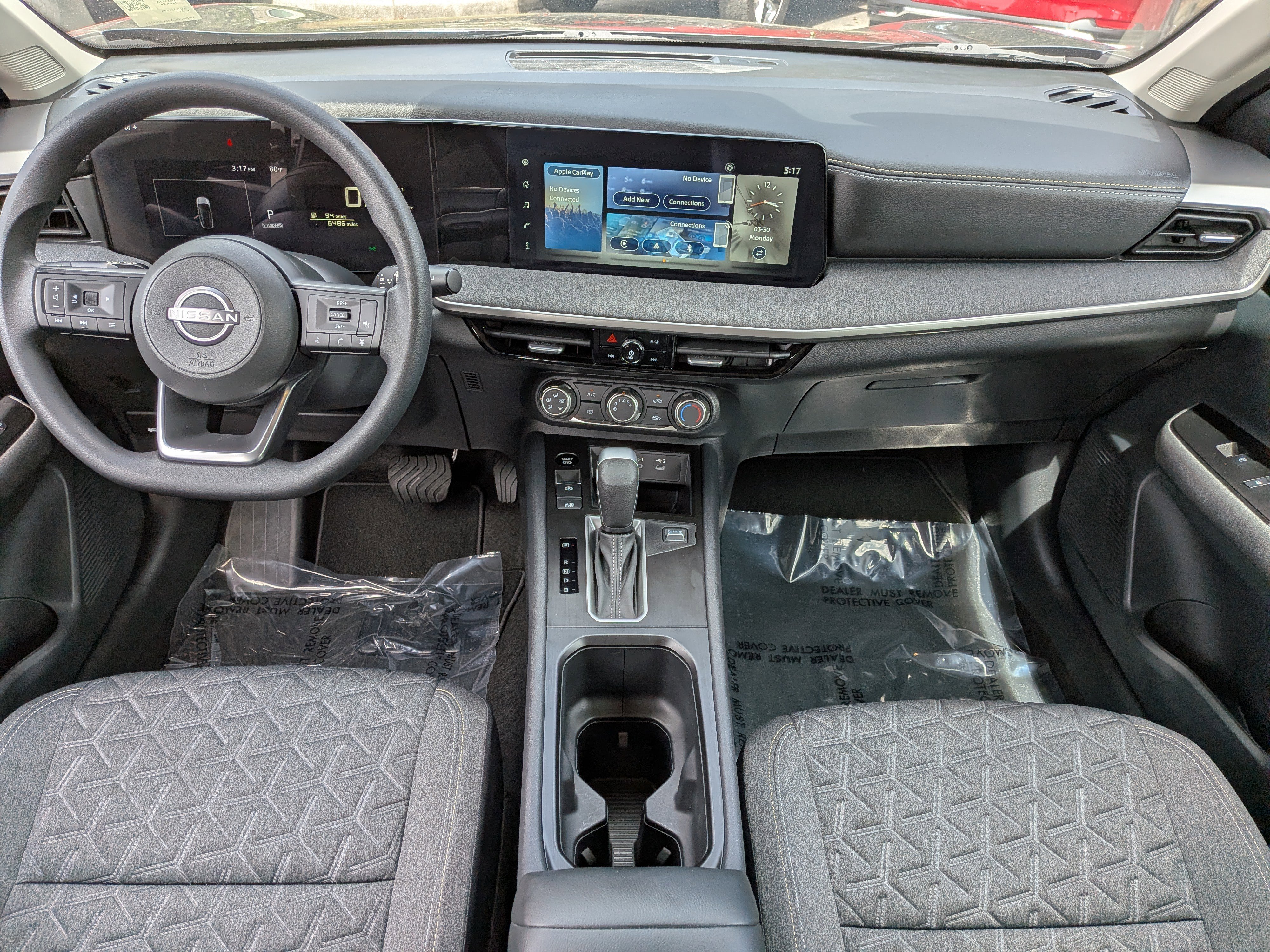 Used 2025 Nissan Kicks SV image 15