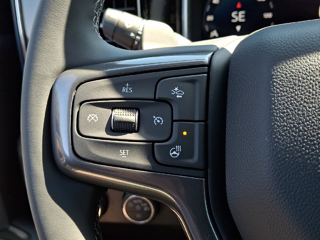 New 2026 Chevrolet Silverado 1500 High Country w/ High Country Premium Package AWD/4WD image 17