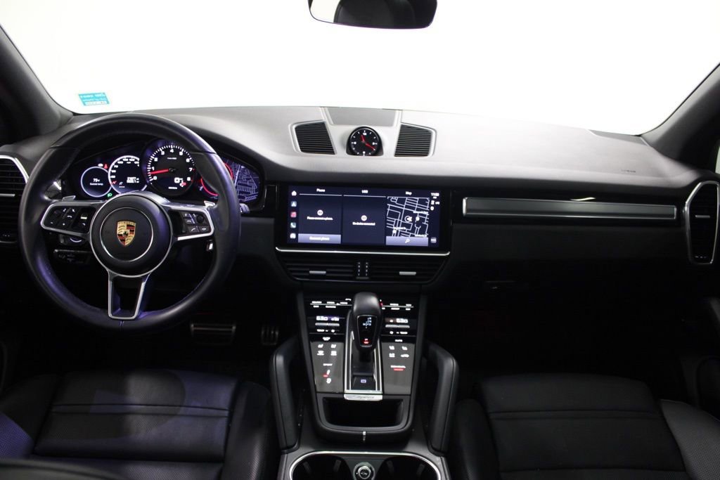 Certified 2023 Porsche Cayenne S Platinum image 25