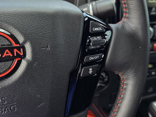 Used 2025 Nissan Frontier PRO-4X AWD/4WD image 17