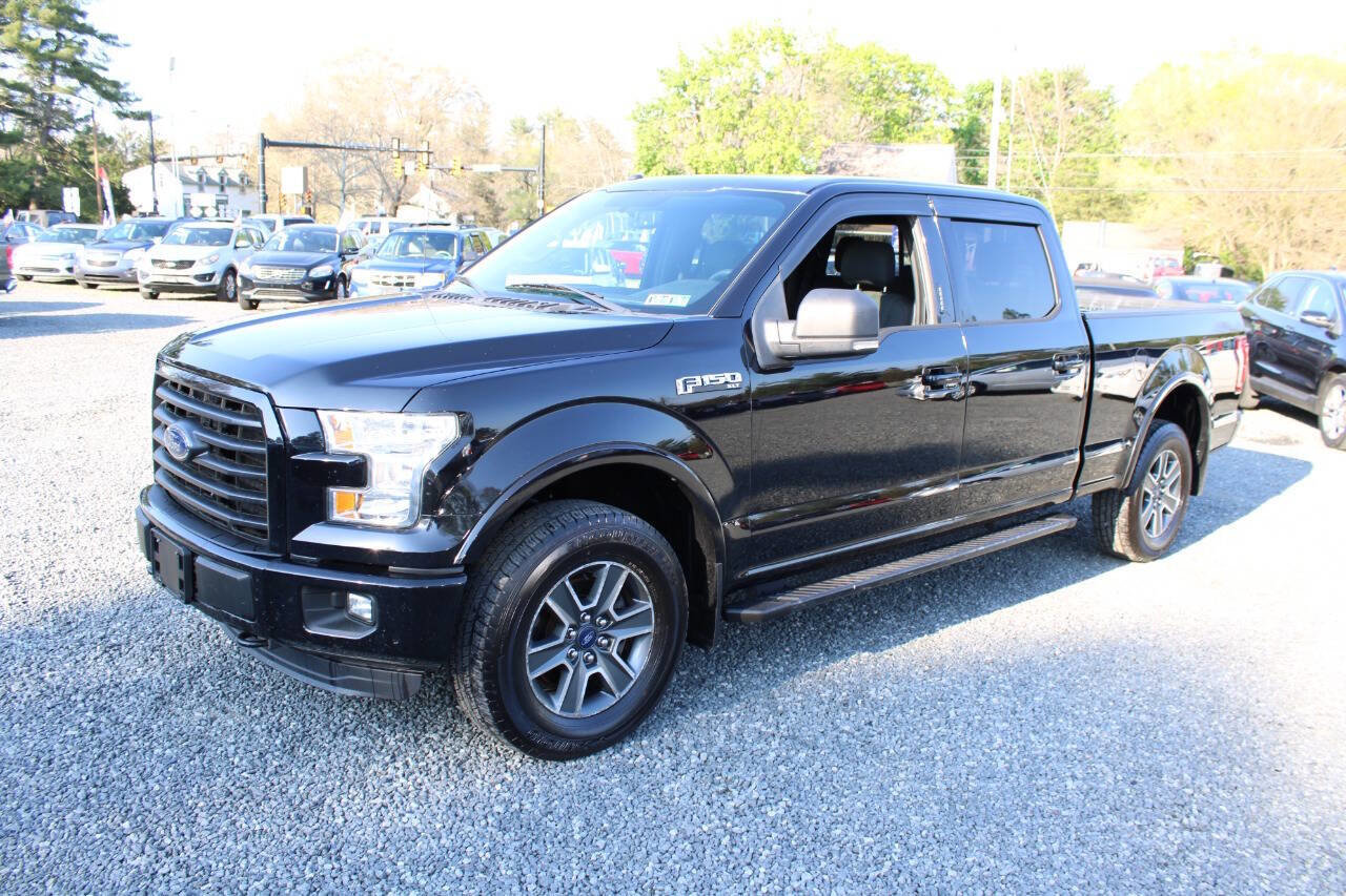 Used 2016 Ford F150 XLT w/ Equipment Group 302A Luxury AWD/4WD image 2