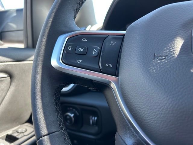 New 2026 RAM 1500 4x4 Crew Cab image 33