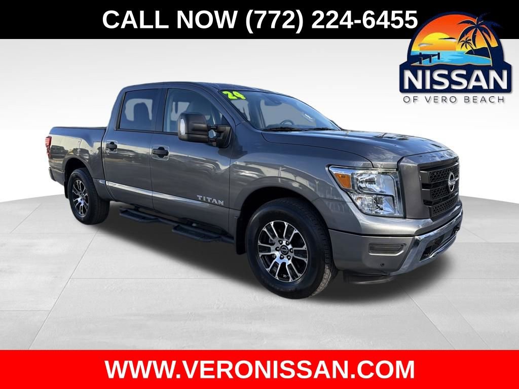 Used 2024 Nissan Titan SV w/ SV Convenience Package