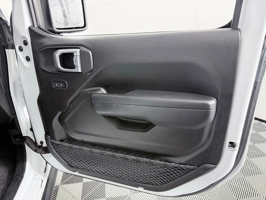 Used 2024 Jeep Wrangler Willys image 10