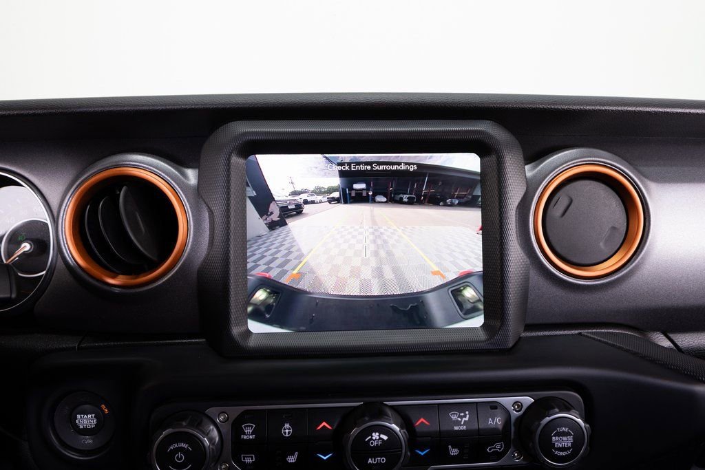 Used 2023 Jeep Gladiator Mojave w/ Cold Weather Group AWD/4WD image 31