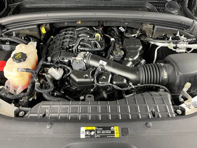 Used 2023 Jeep Grand Cherokee L Limited AWD/4WD image 50