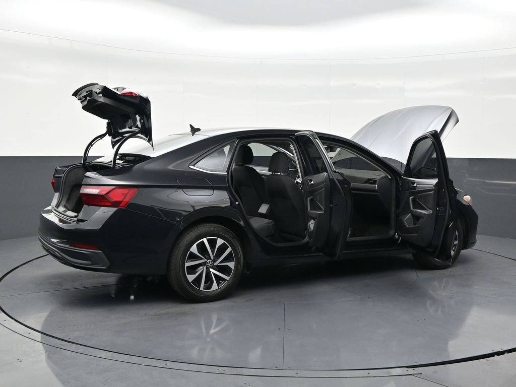 Used 2023 Volkswagen Jetta S FWD image 28