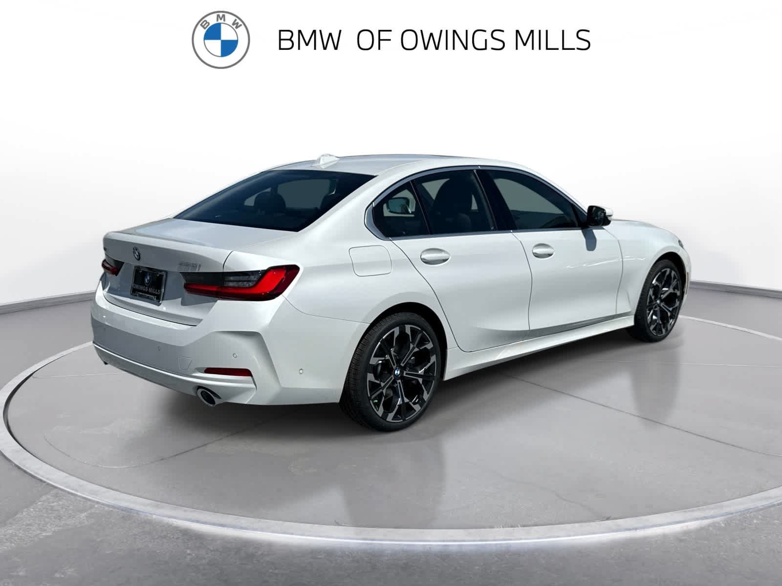 New 2026 BMW 330i xDrive Sedan w/ Premium Package AWD/4WD image 9