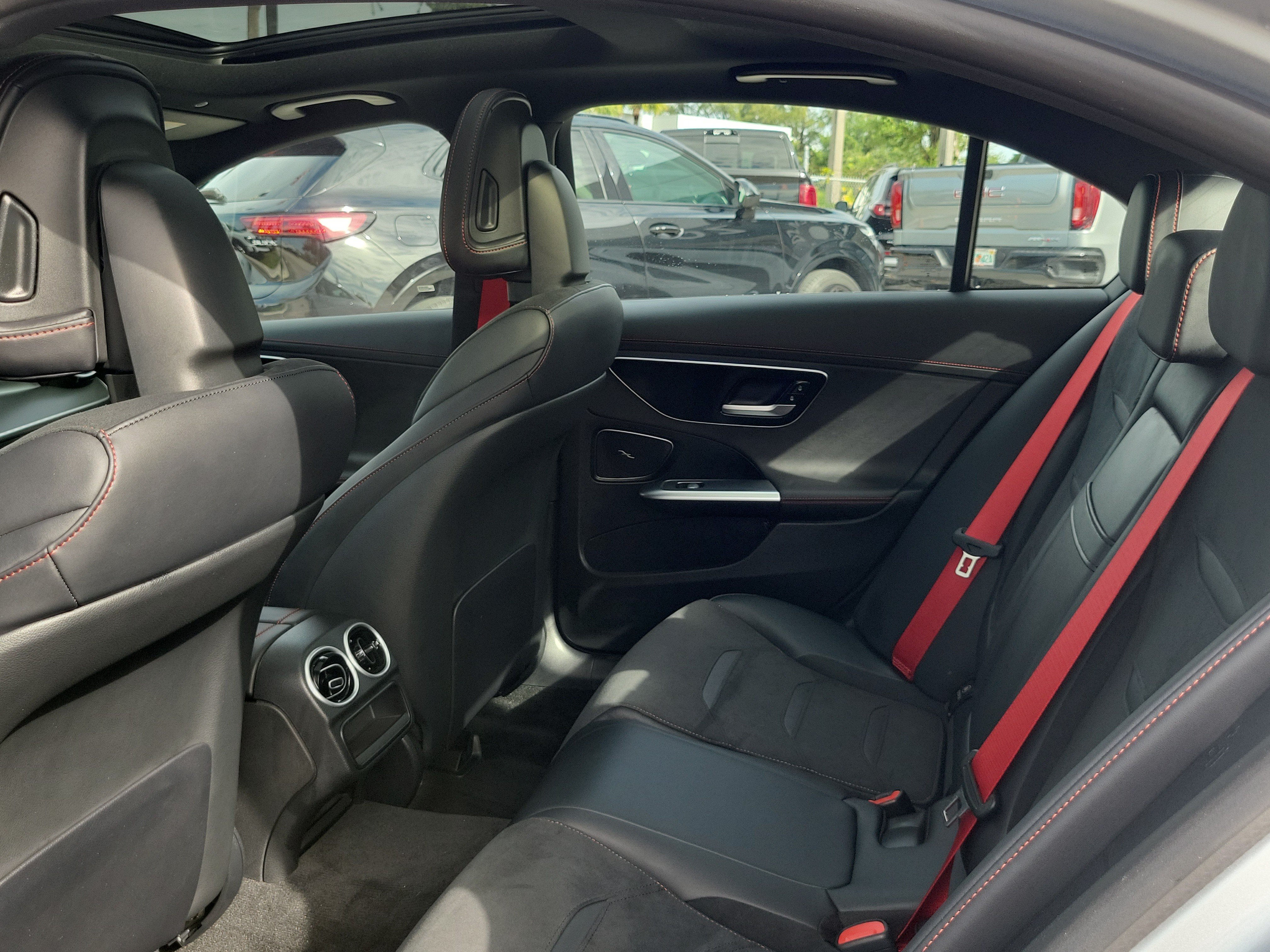 Used 2025 Mercedes-Benz C 43 AMG 4MATIC Sedan image 14