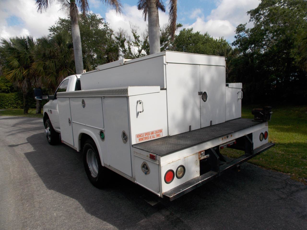 Used 2011 RAM 3500 ST RWD image 5