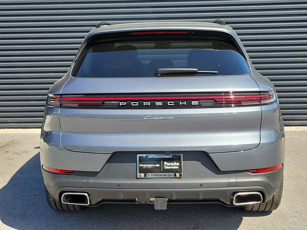 New 2026 Porsche Cayenne image 4