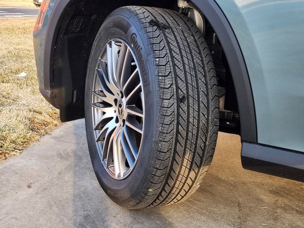 New 2026 Mercedes-Benz GLC 300 4MATIC image 32