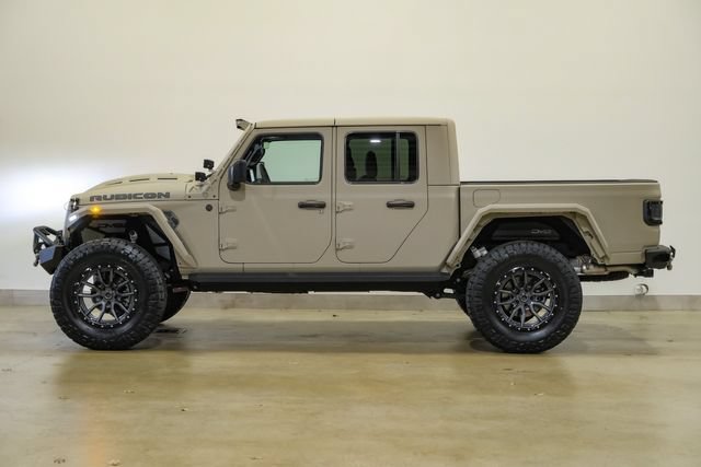 Used 2025 Jeep Gladiator Rubicon w/ Safety Group AWD/4WD image 6
