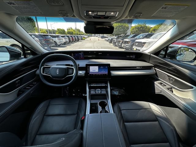 Certified 2024 Lincoln Nautilus Premier AWD/4WD image 3