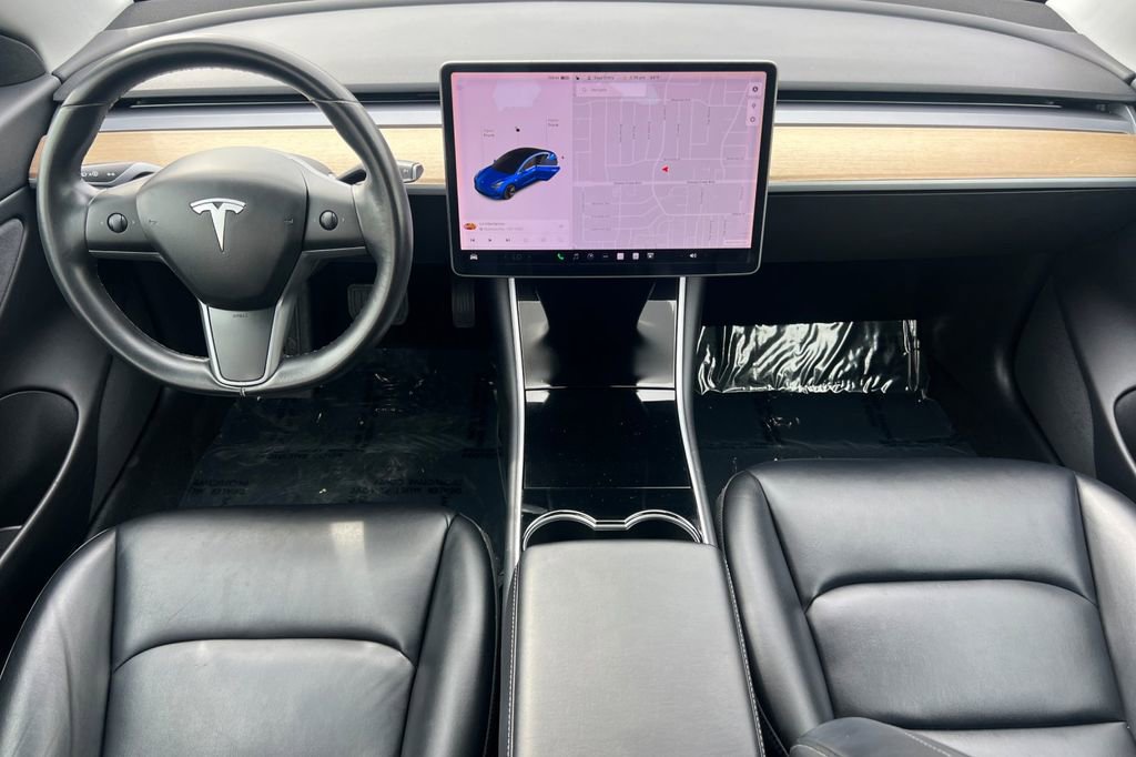Used 2018 Tesla Model 3 Long Range RWD image 12