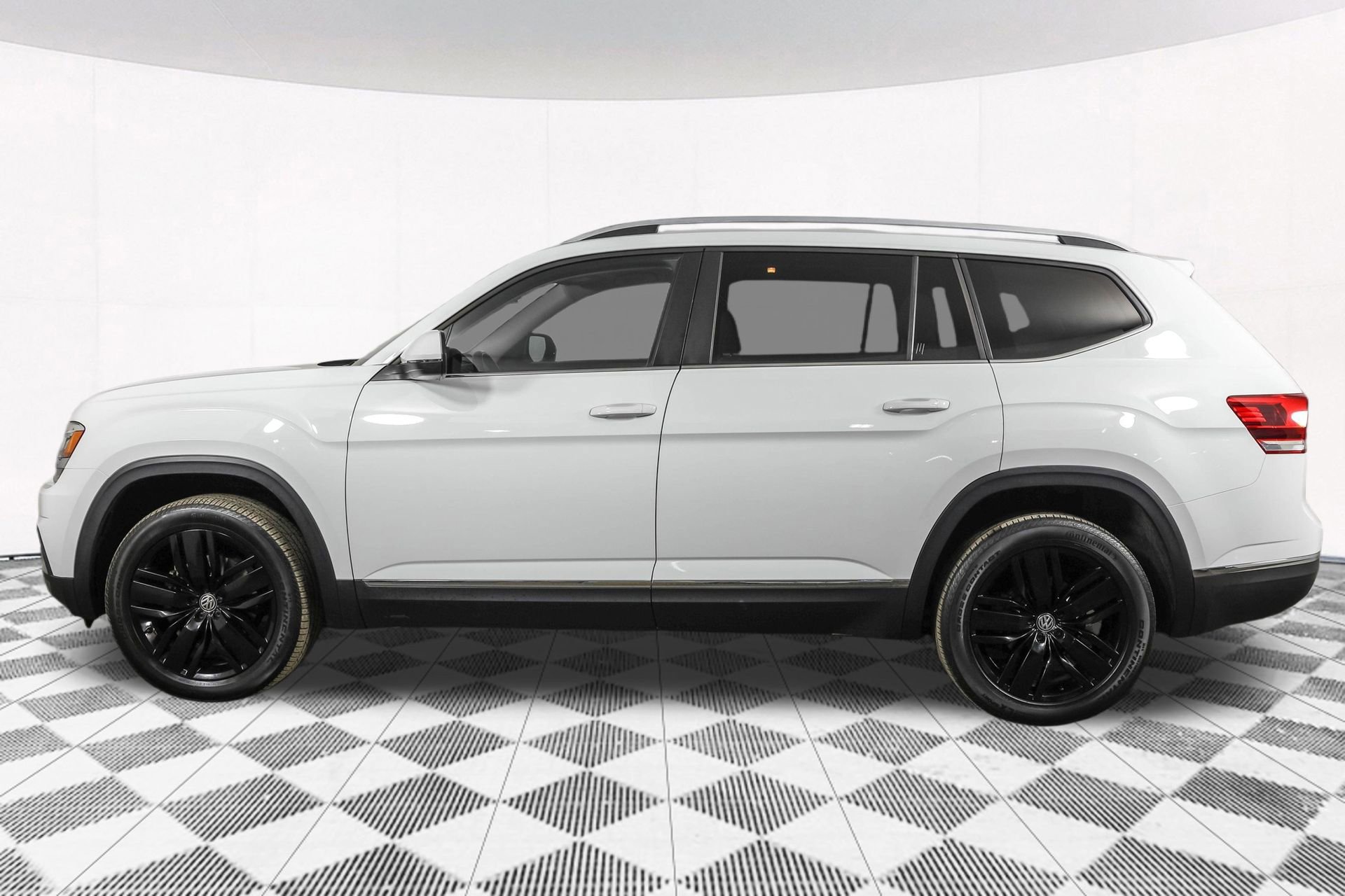 Used 2019 Volkswagen Atlas SEL image 23