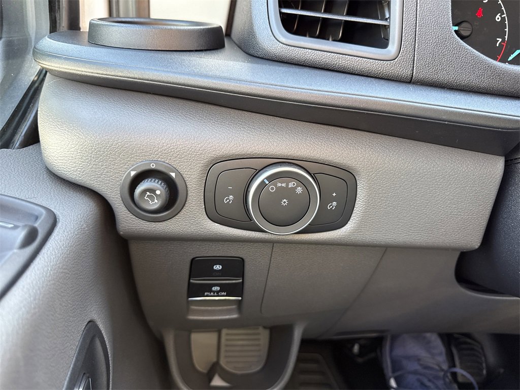 New 2025 Ford Transit 350 148 Medium Roof AWD image 18