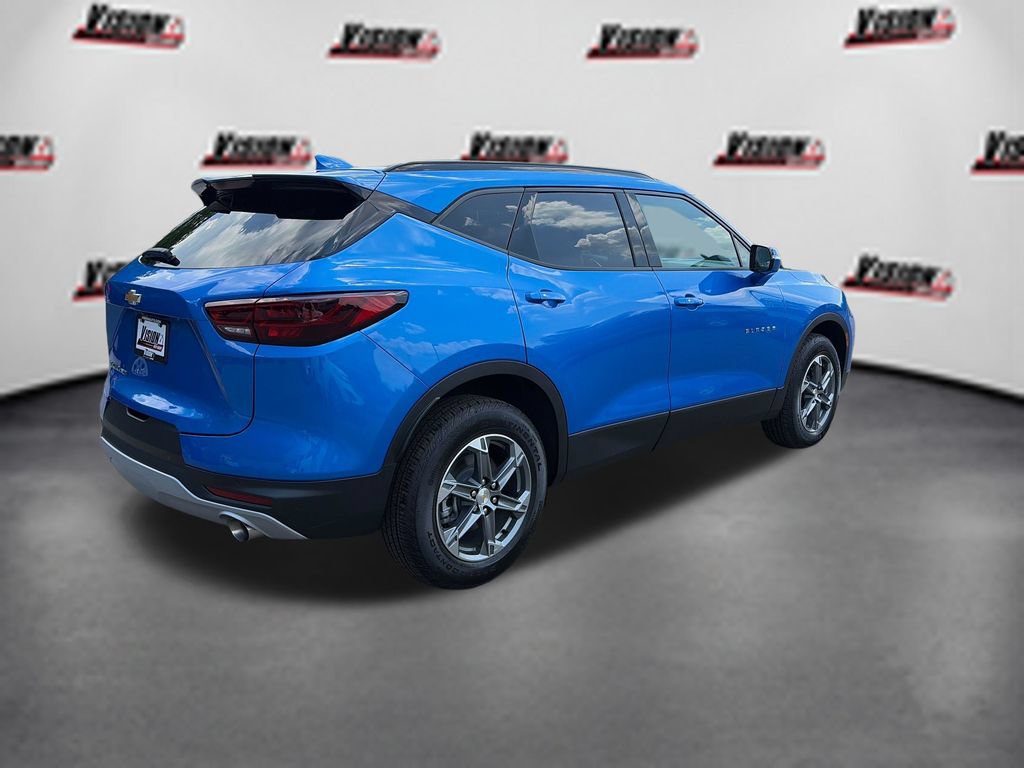 Used 2026 Chevrolet Blazer LT AWD/4WD image 5
