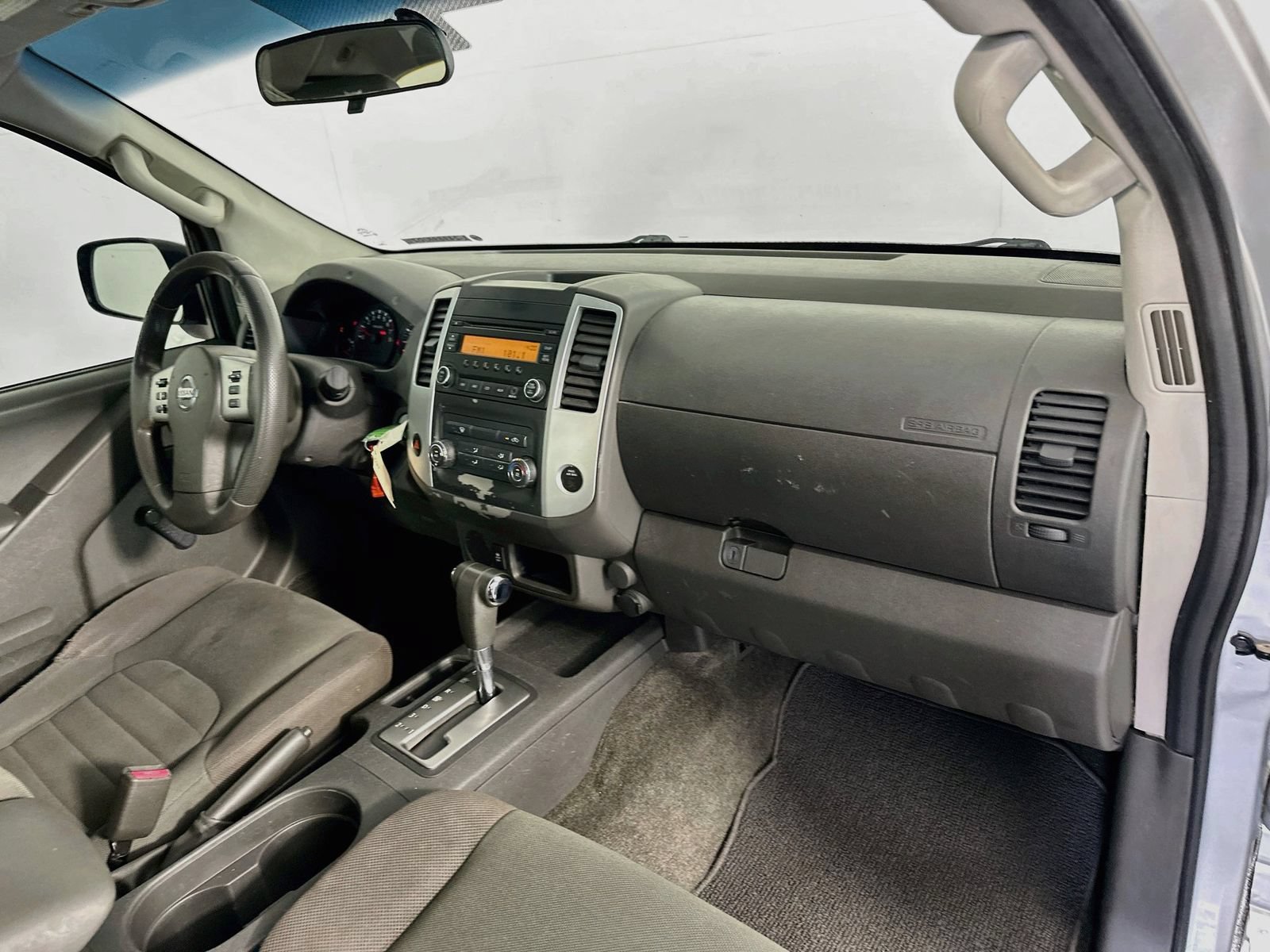 Used 2015 Nissan Frontier S RWD image 25