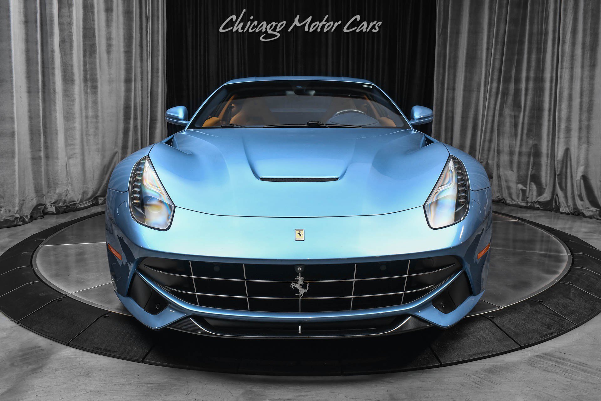 Used 2017 Ferrari F12 Berlinetta RWD image 7