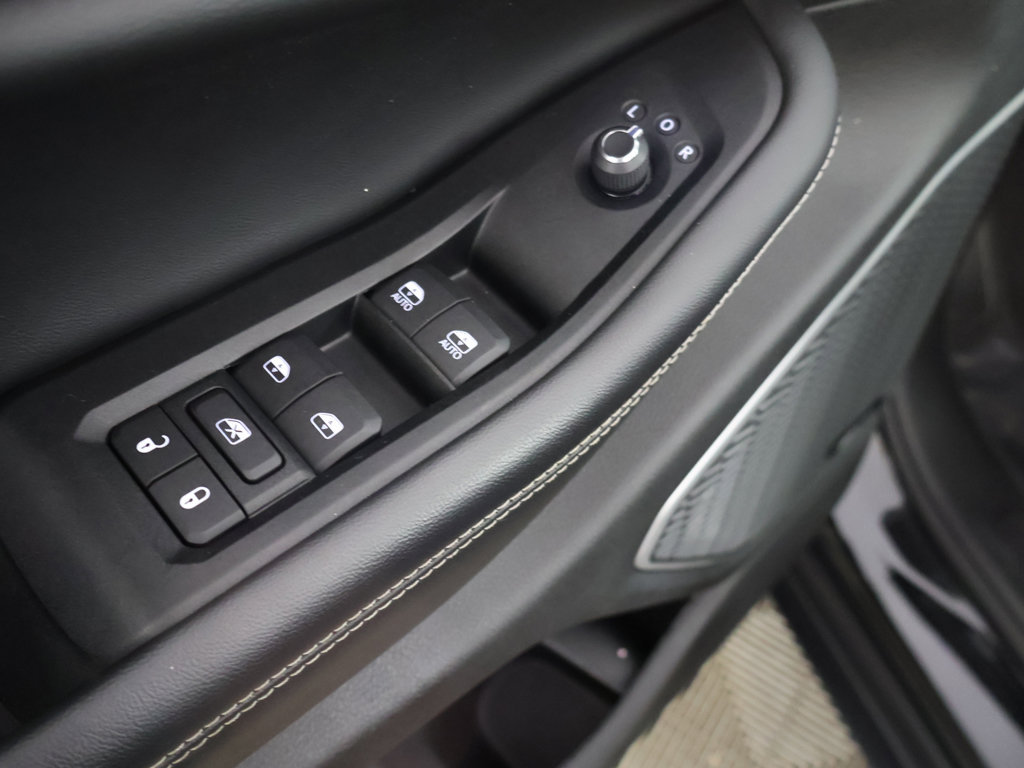 Used 2023 Jeep Grand Cherokee 4WD 4xe image 42