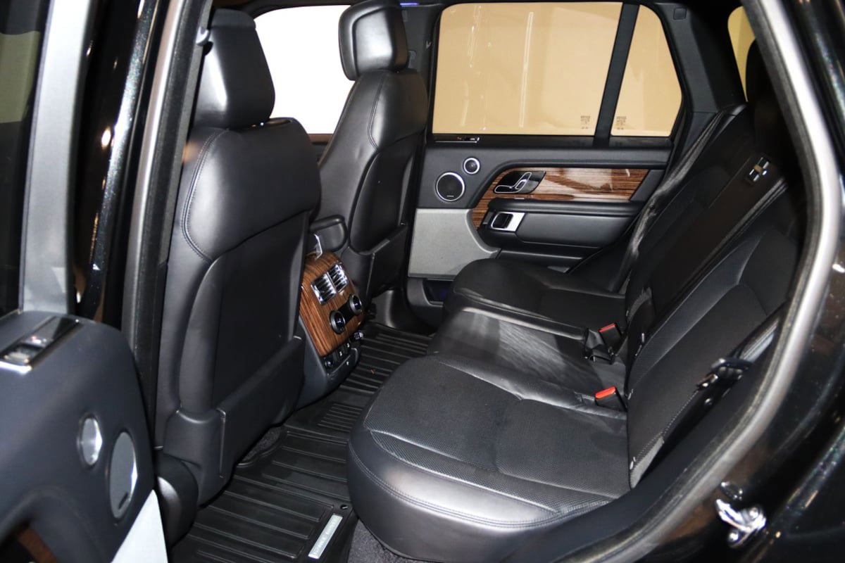 Used 2018 Land Rover Range Rover Supercharged AWD/4WD image 48