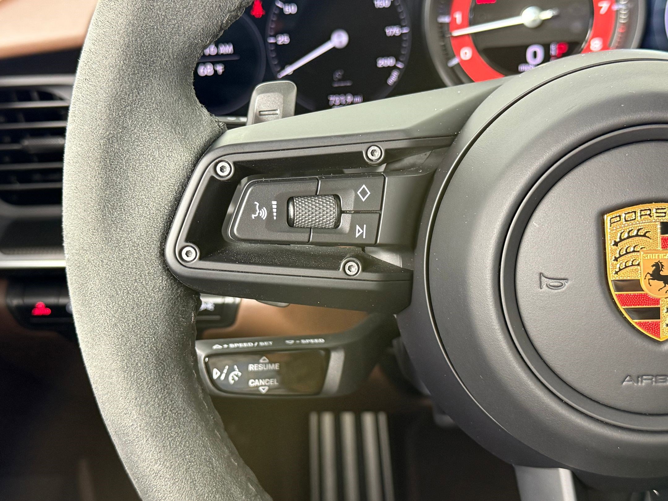 Used 2024 Porsche 911 Carrera 4S image 17