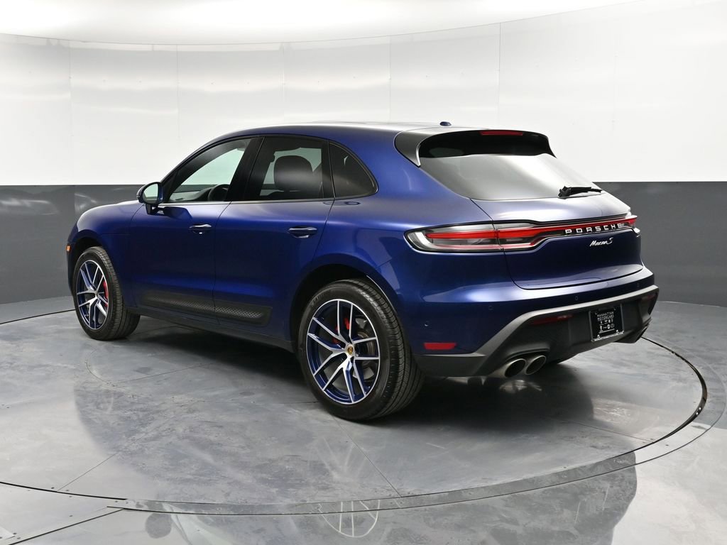 Certified 2023 Porsche Macan S image 3
