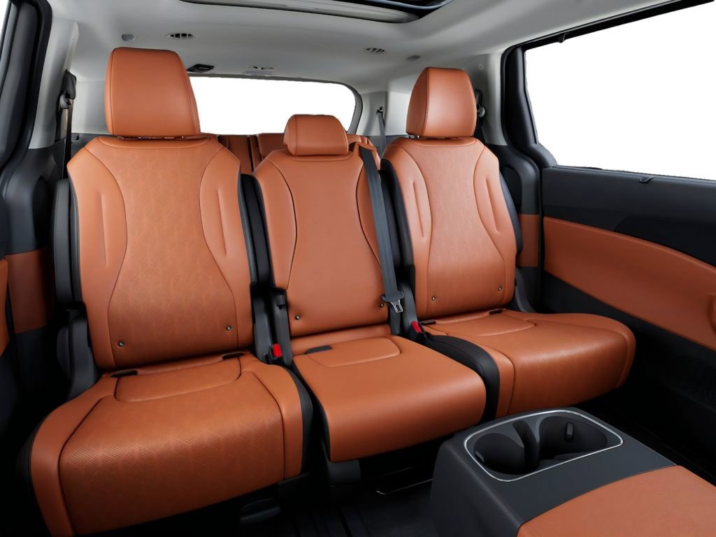 New 2026 Kia Carnival SX FWD image 16