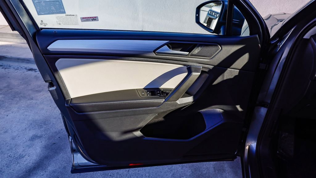 Used 2022 Volkswagen Tiguan S image 24