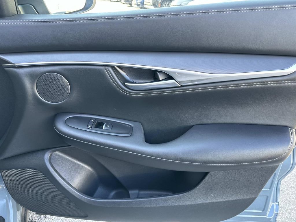 Certified 2025 INFINITI QX55 Luxe w/ Cargo Package image 40