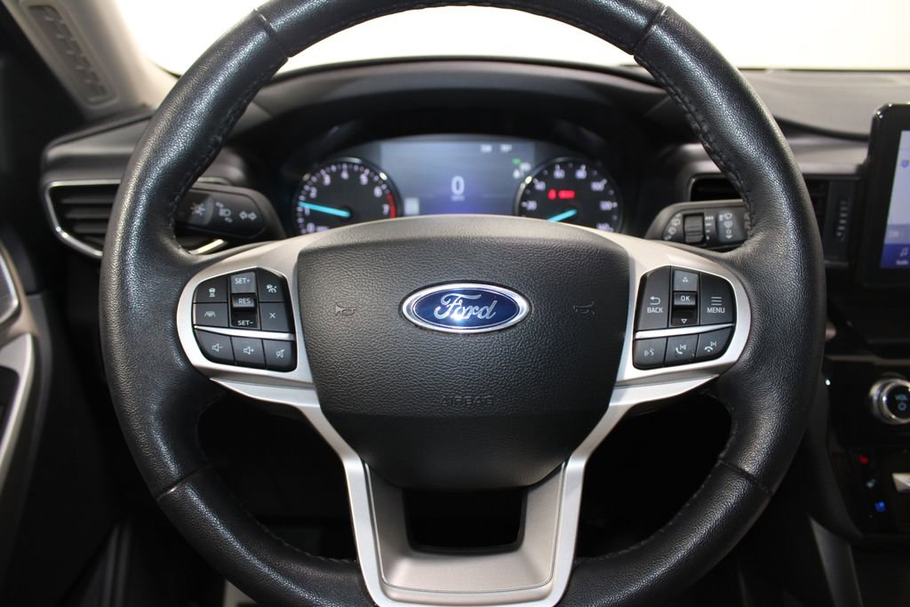 Used 2024 Ford Explorer Limited image 38