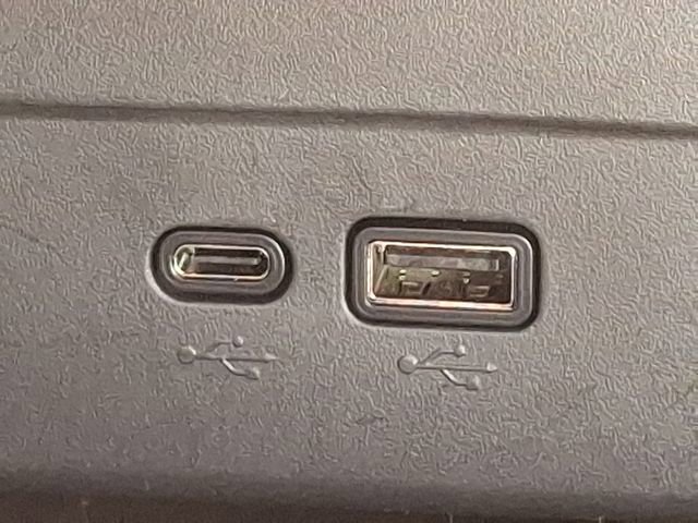 Certified 2024 Chevrolet Trax RS w/ Driver Confidence Package image 24