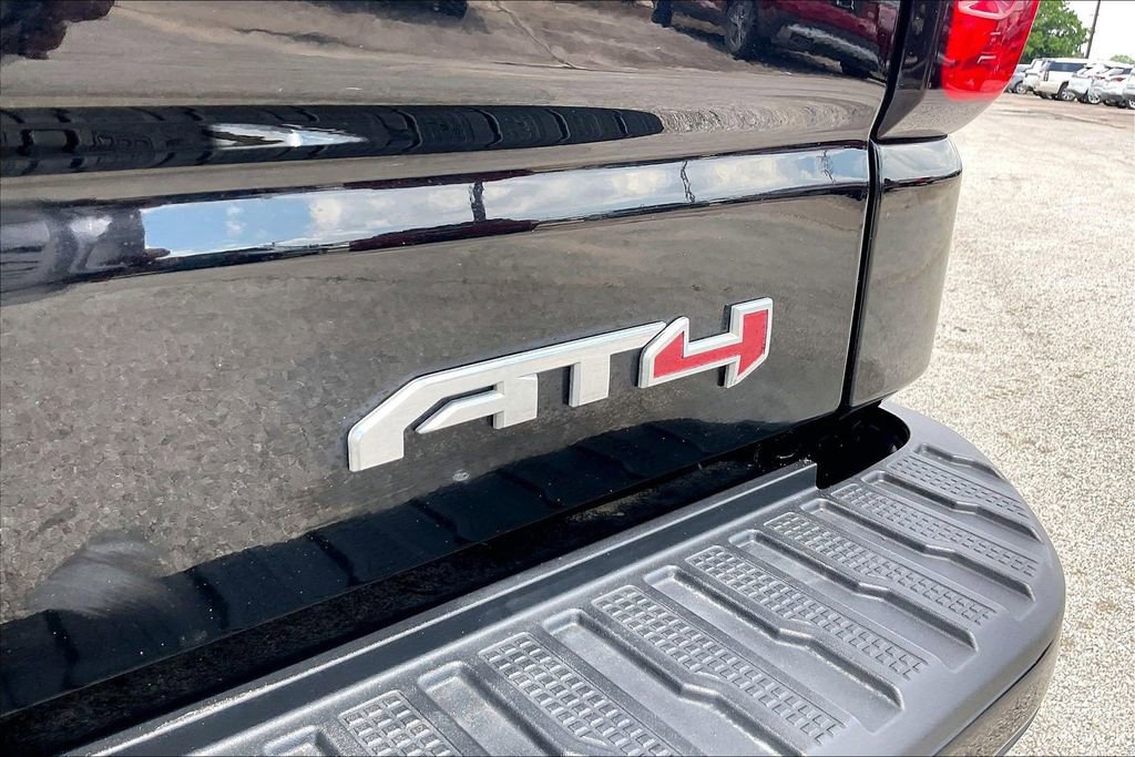 Used 2020 GMC Sierra 1500 AT4 w/ AT4 Premium Package AWD/4WD image 21