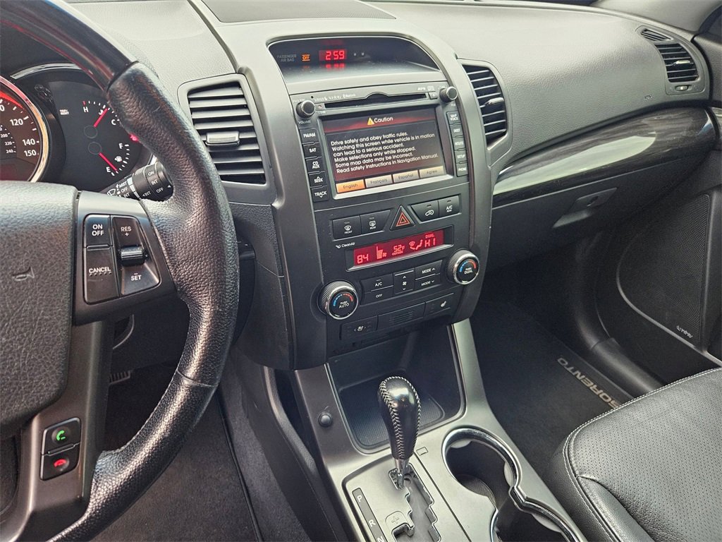 Used 2013 Kia Sorento SX w/ SX Premium Pkg image 22