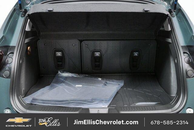 New 2026 Chevrolet Trax LT w/ Sunroof Package FWD image 23