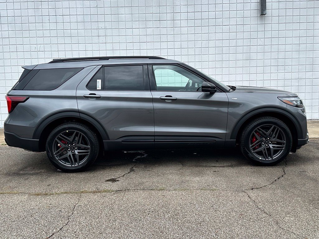 New 2027 Ford Explorer ST-Line w/ Premium Package AWD/4WD image 4