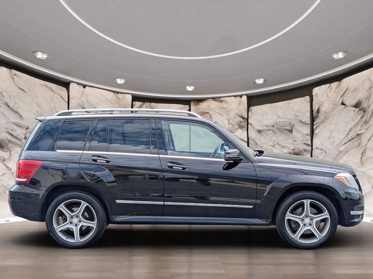 Used 2014 Mercedes-Benz GLK 250 BlueTEC 4MATIC image 14