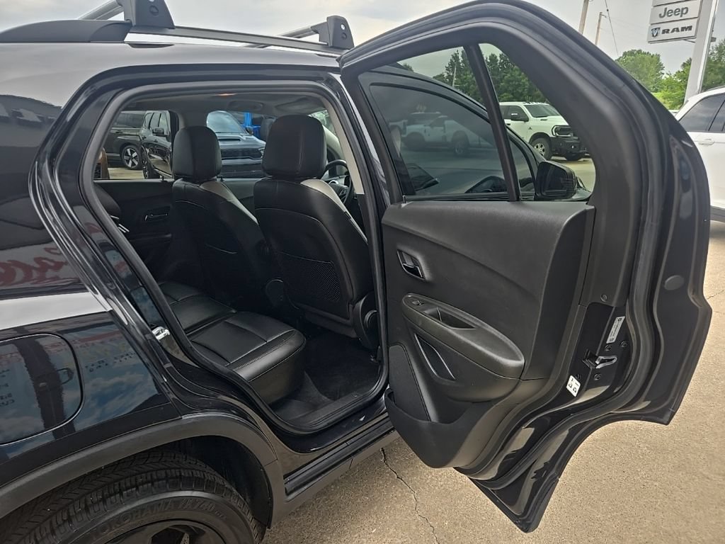 Used 2016 Chevrolet Trax LTZ w/ Midnight Edition AWD/4WD image 70