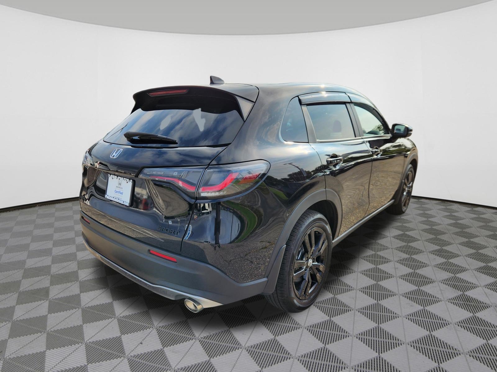 Certified 2026 Honda HR-V Sport image 4