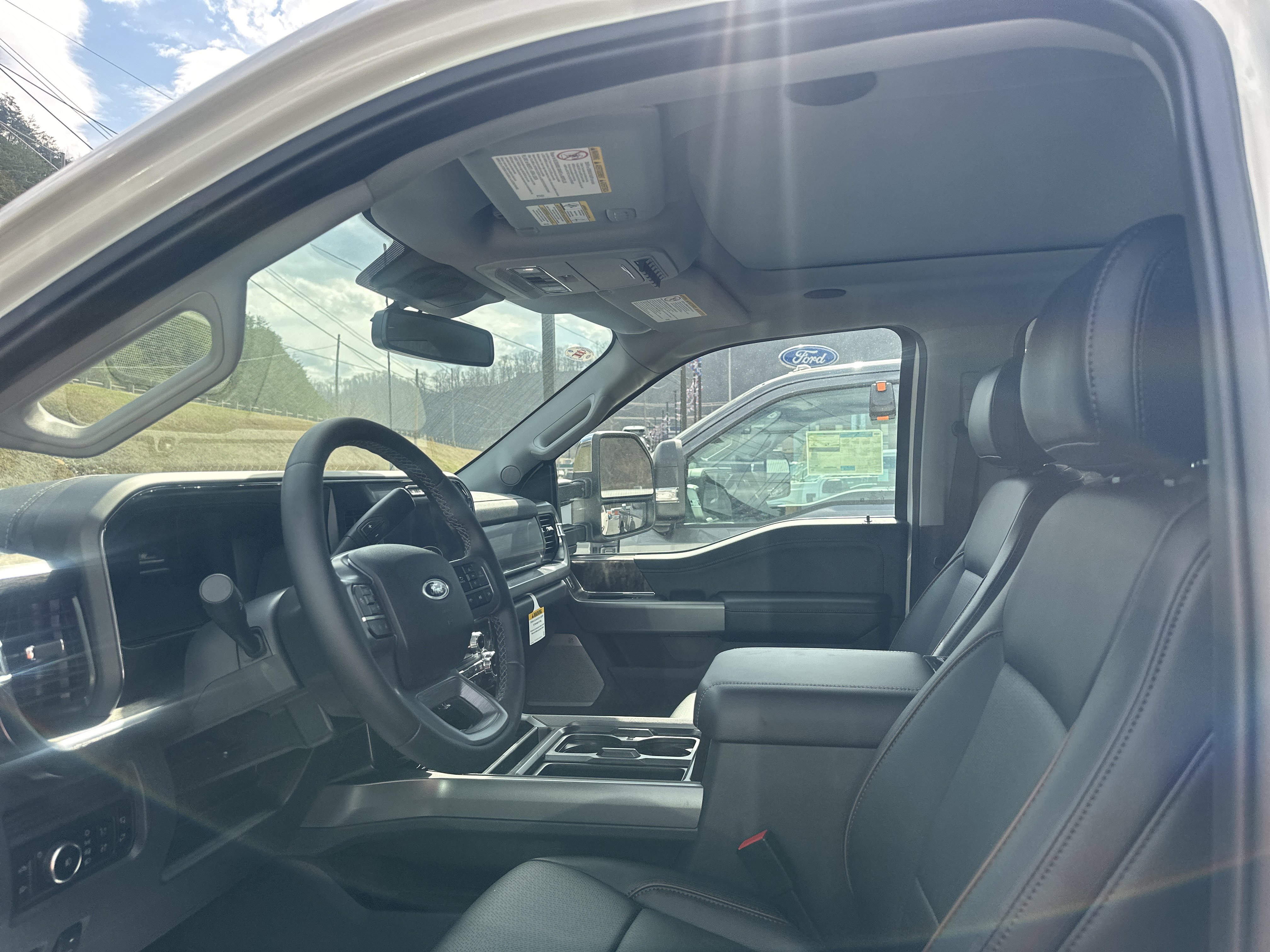 New 2026 Ford F250 Lariat w/ Lariat Ultimate Package image 31