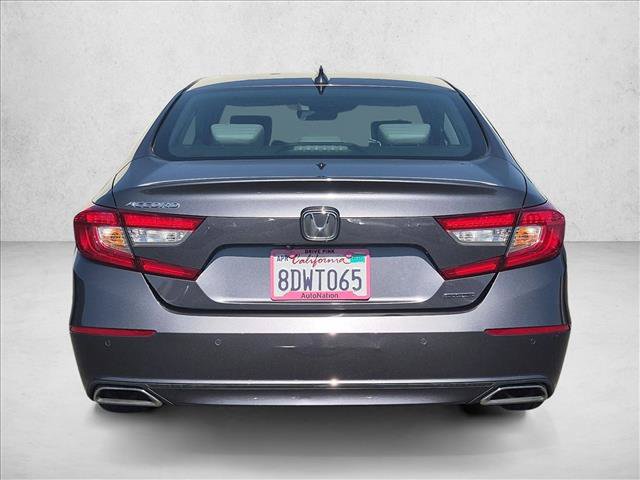 Used 2018 Honda Accord Touring image 7