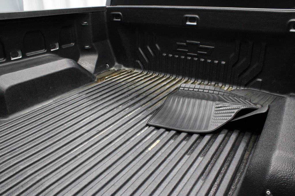 Used 2024 Chevrolet Silverado 1500 LT AWD/4WD image 15